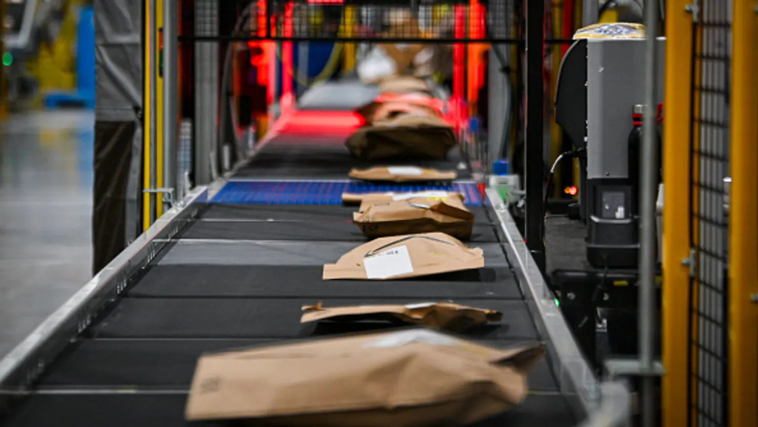 Online shopping sees biggest slowdown in over decade as tariffs disrupt e-commerce: Survey