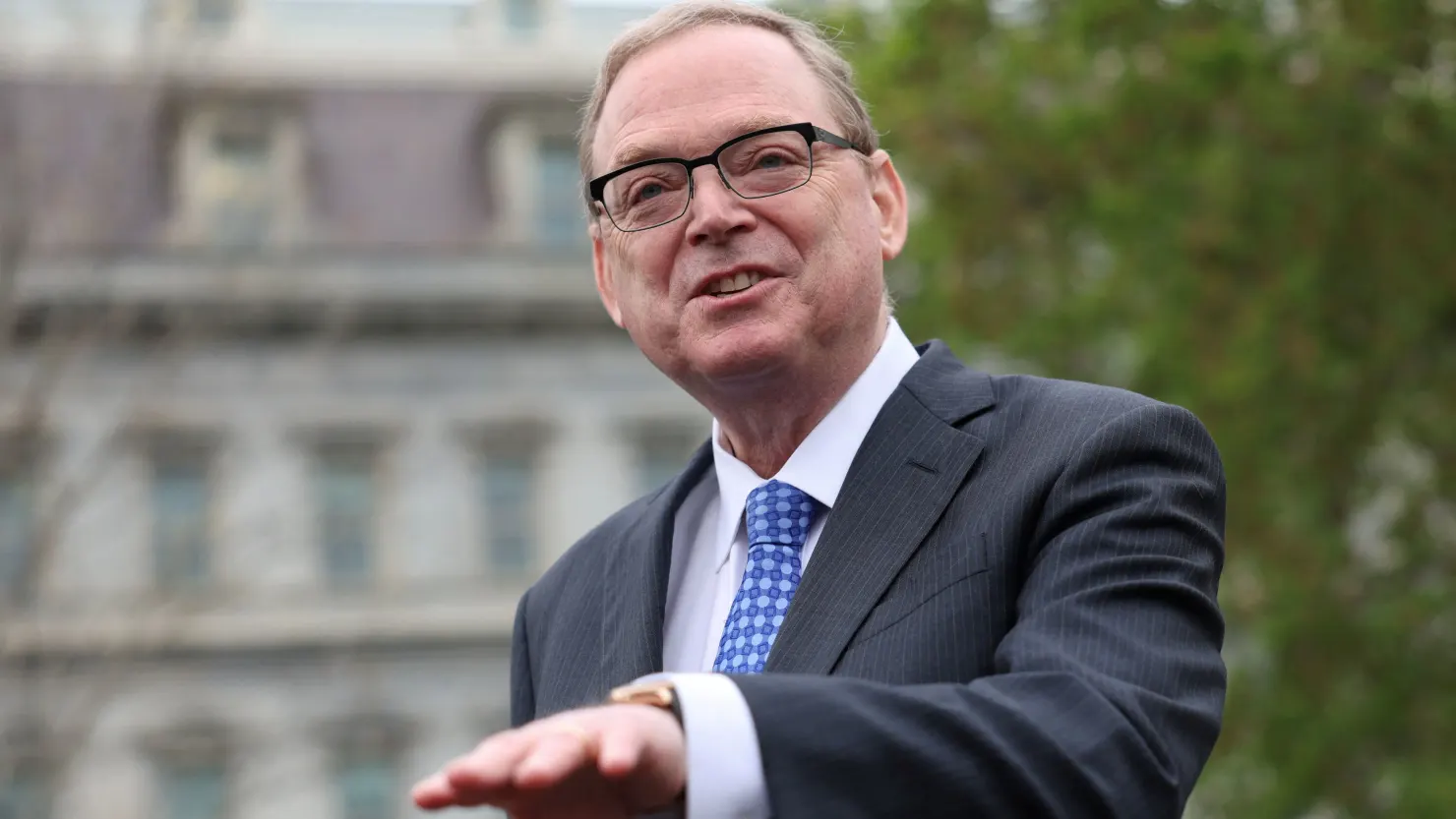 Trump ‘certainly’ can fire Fed chair Powell ‘if there’s cause’: Hassett